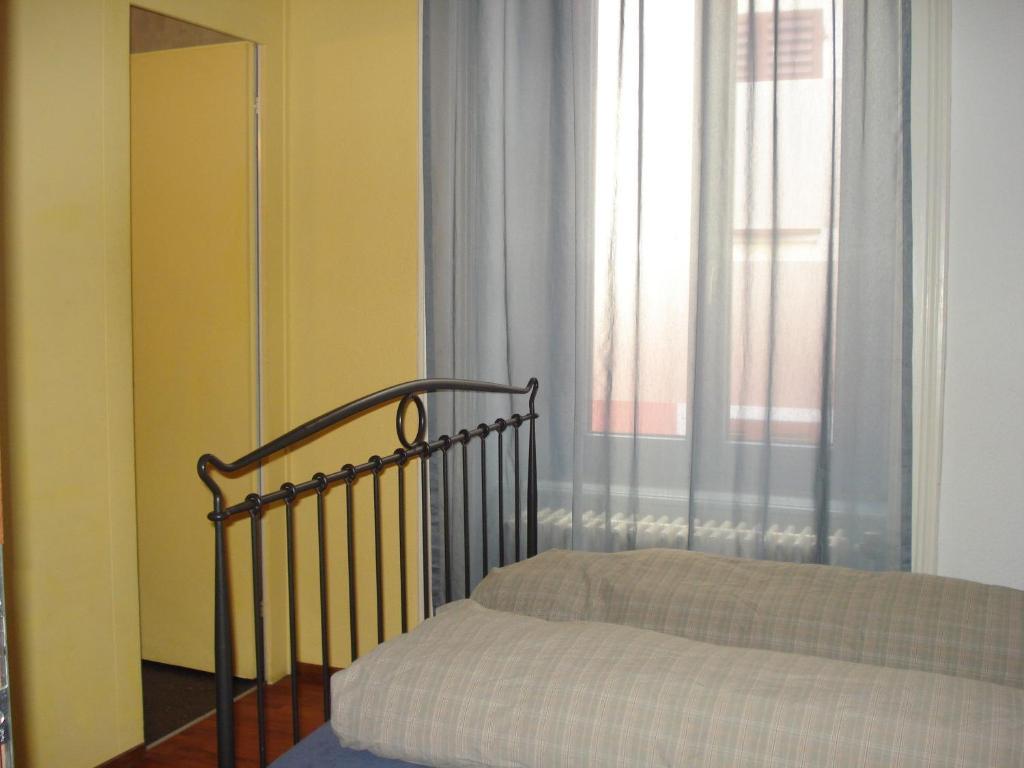 Hostel Lion Lodge Luzern Lucerne Room photo